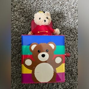 FAO Schwarz Jack In The Box Musical Tin Pop-Up Toy Soldier Bear Toys R US 2011